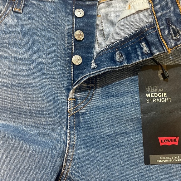 Levi's Women's Blue Jeans, New with tag - Picture 8 of 11